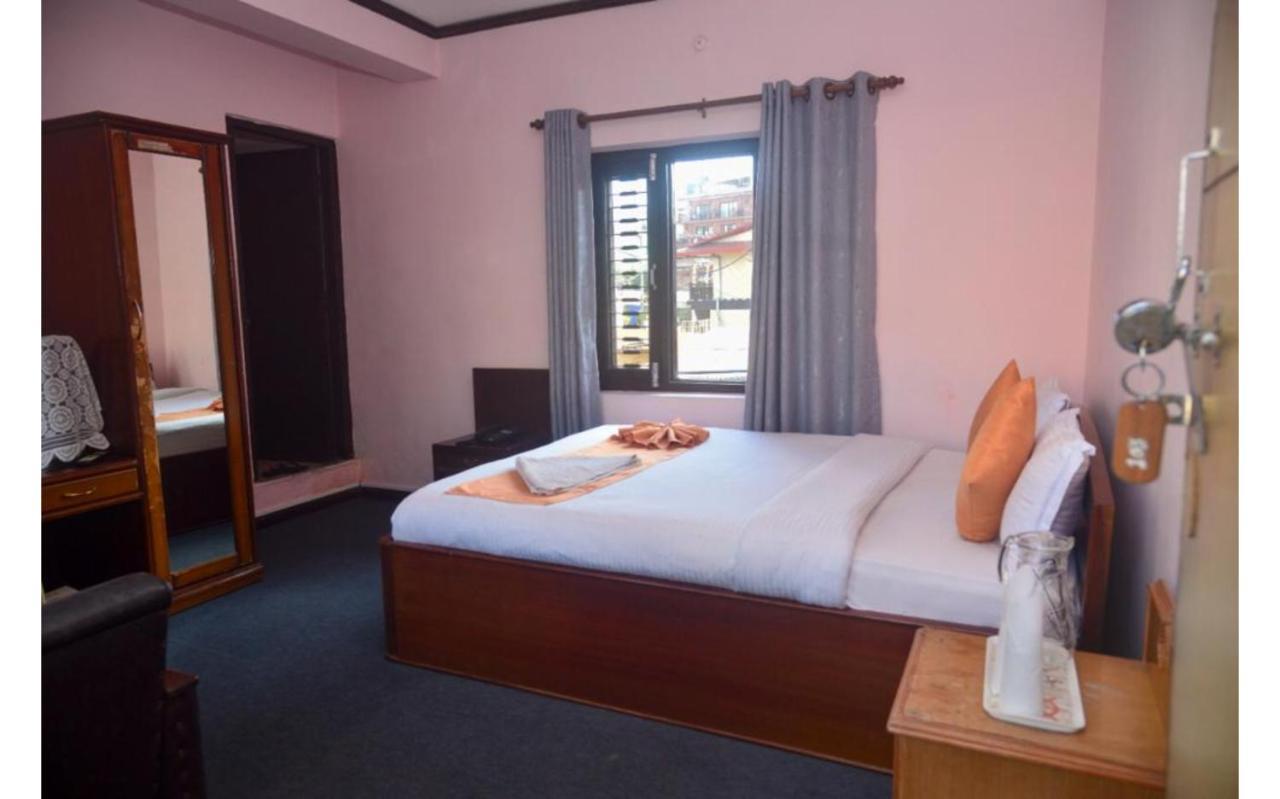 Hotel Travel Inn Ποκάρα Εξωτερικό φωτογραφία