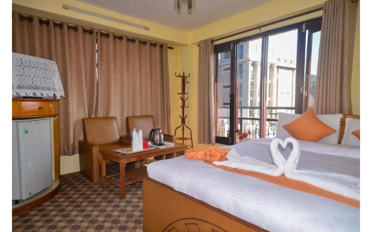 Hotel Travel Inn Ποκάρα Εξωτερικό φωτογραφία