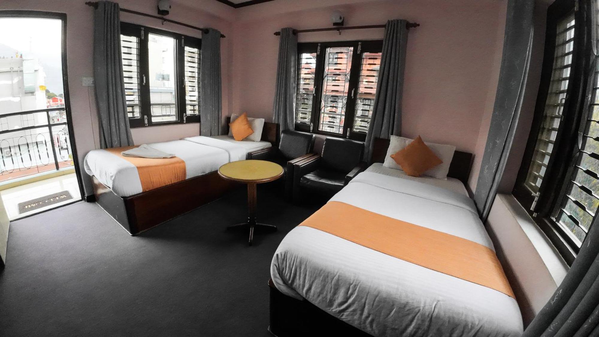 Hotel Travel Inn Ποκάρα Εξωτερικό φωτογραφία